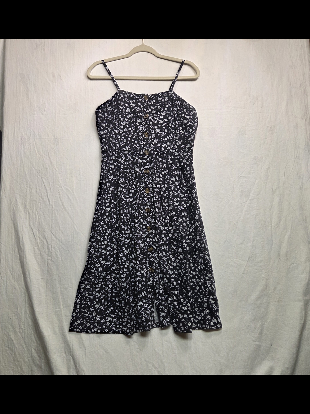 Black Floral Button-Front Midi Dress with Spaghetti Straps. Size M. #0228